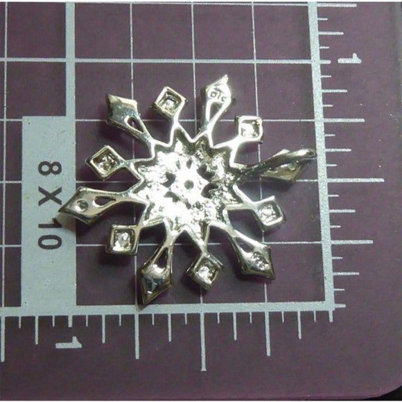 Beautiful Sterling Diamond Snowflake Star Pendant Signed OTC - Picture 2 of 2